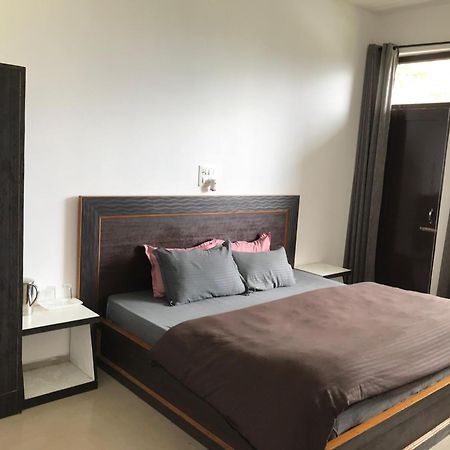 דרמסאלה Mcleodganj Diaries Guest House מראה חיצוני תמונה