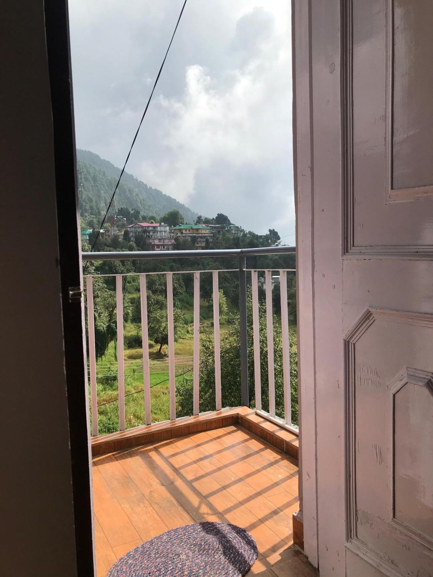 דרמסאלה Mcleodganj Diaries Guest House מראה חיצוני תמונה