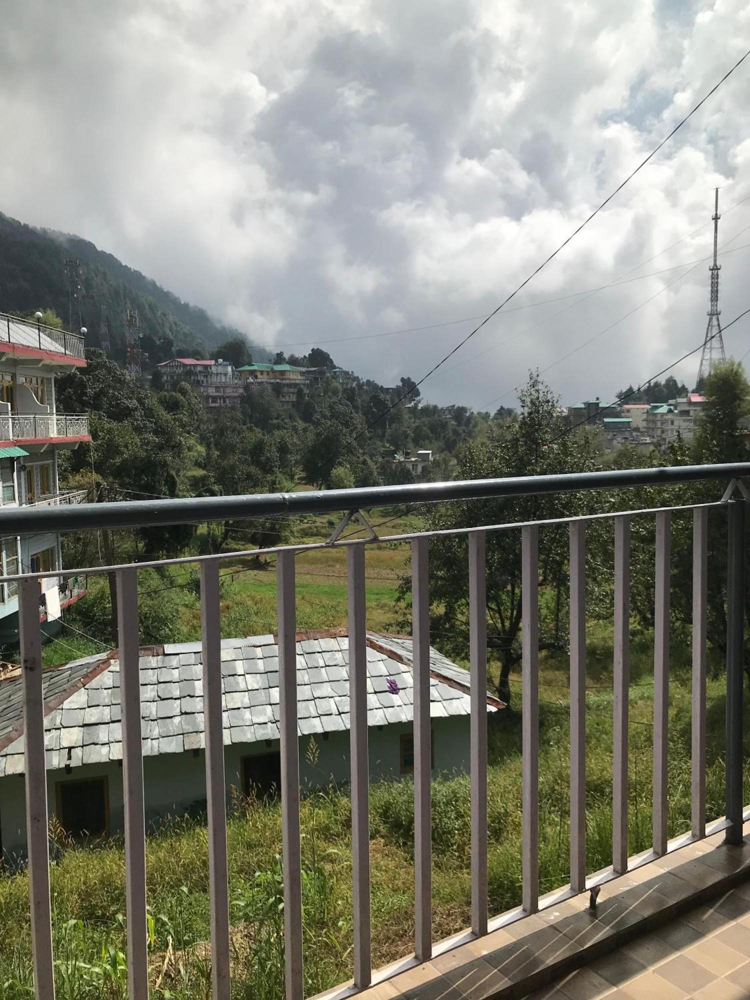 דרמסאלה Mcleodganj Diaries Guest House מראה חיצוני תמונה