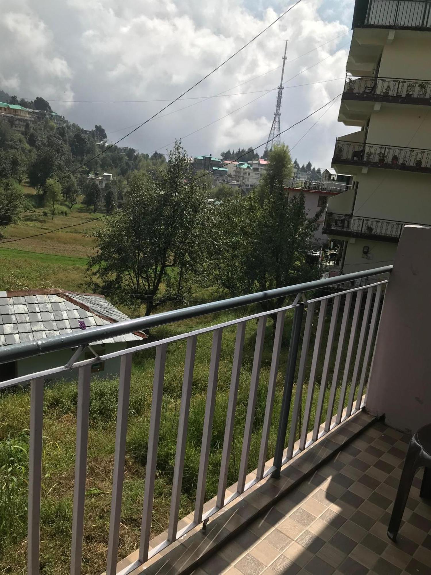 דרמסאלה Mcleodganj Diaries Guest House מראה חיצוני תמונה