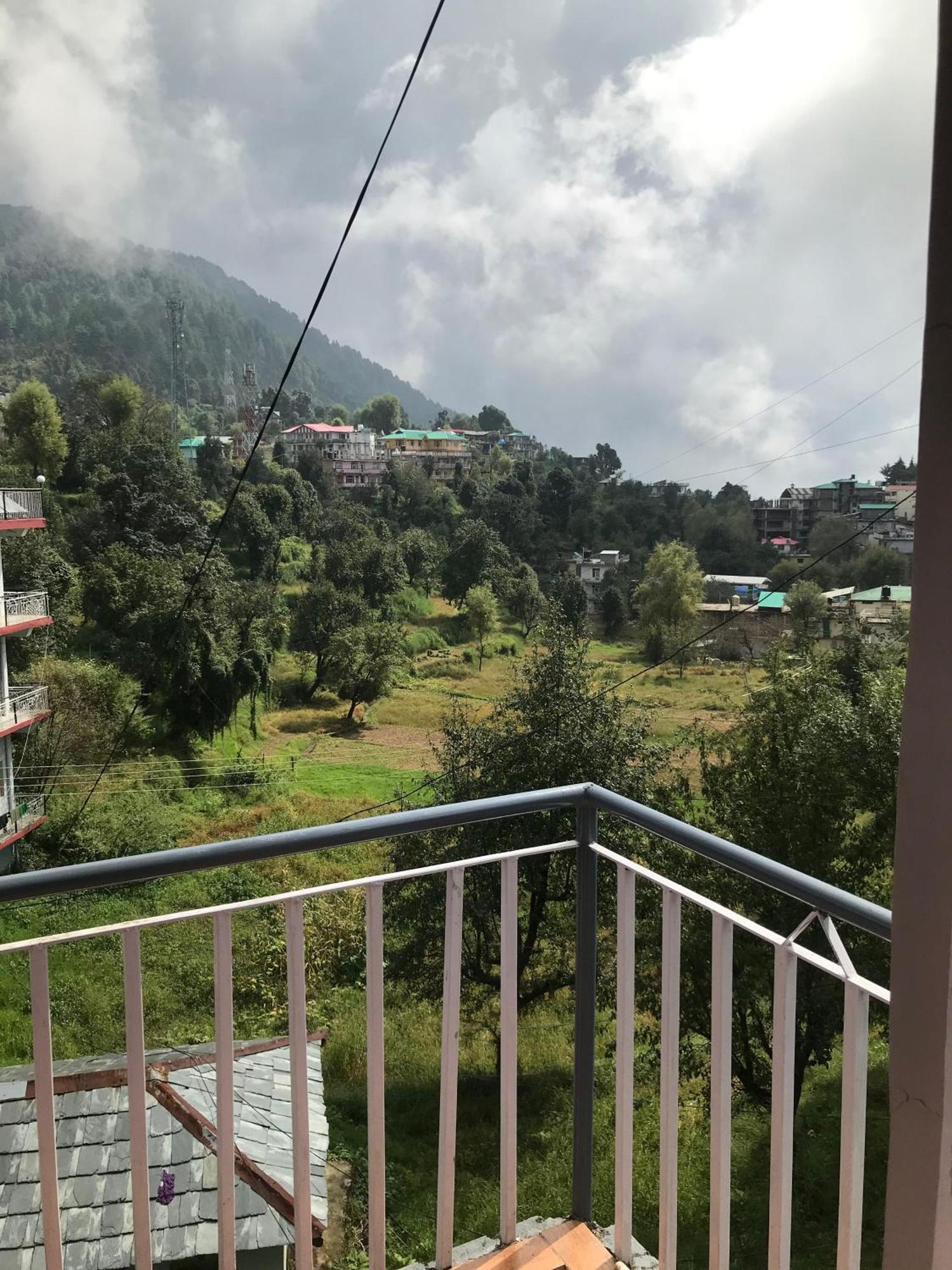 דרמסאלה Mcleodganj Diaries Guest House מראה חיצוני תמונה
