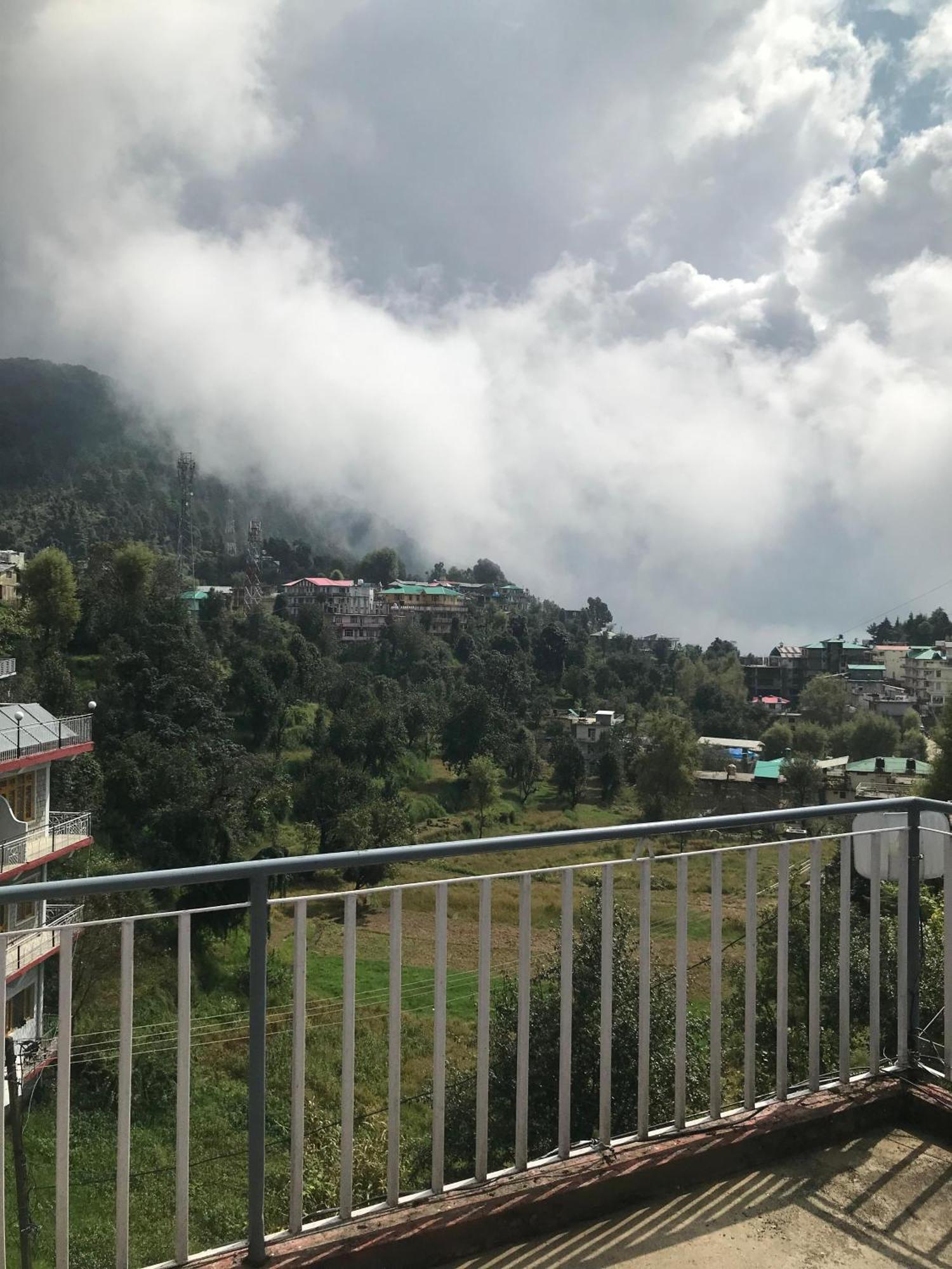 דרמסאלה Mcleodganj Diaries Guest House מראה חיצוני תמונה