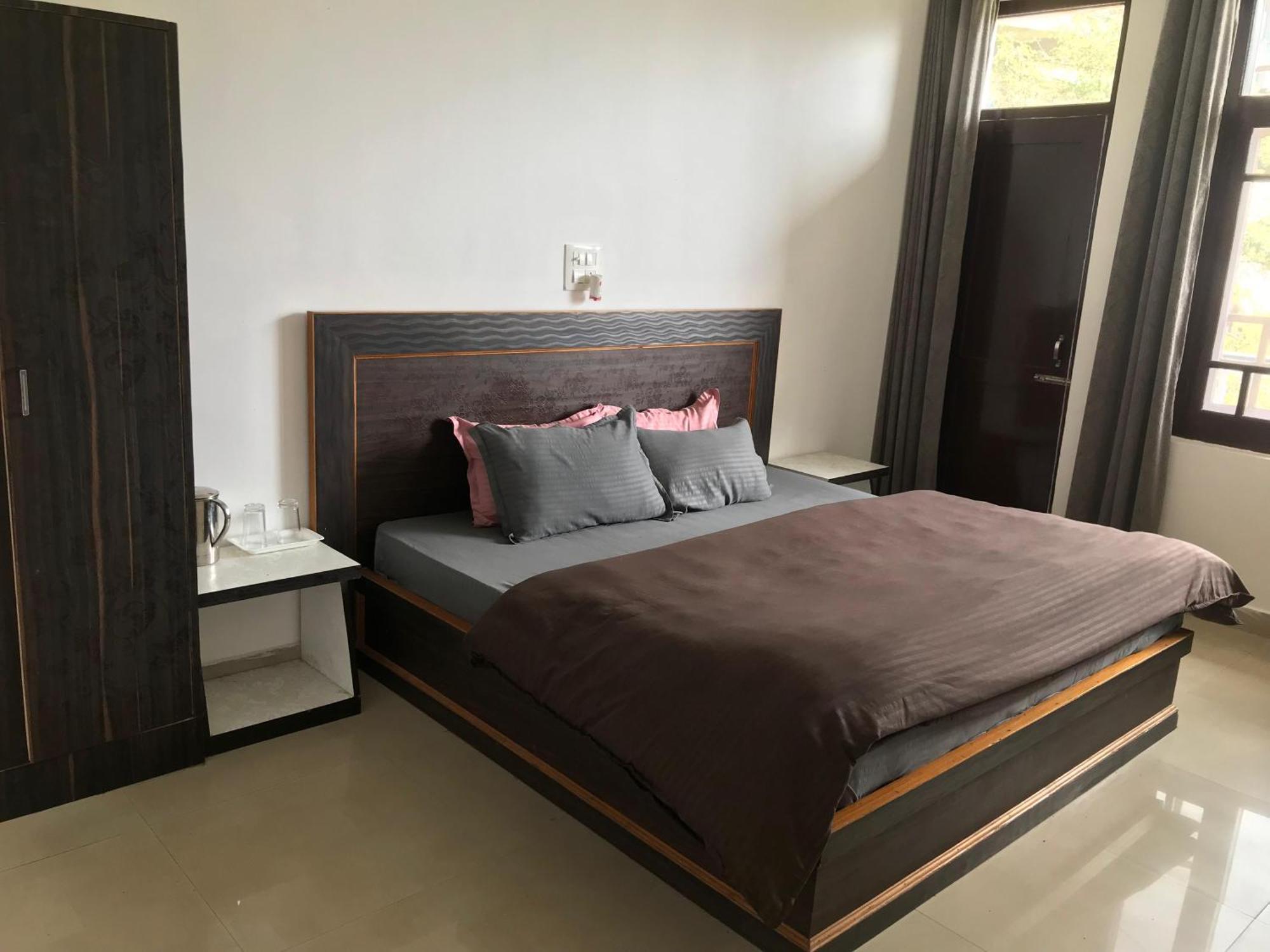 דרמסאלה Mcleodganj Diaries Guest House מראה חיצוני תמונה
