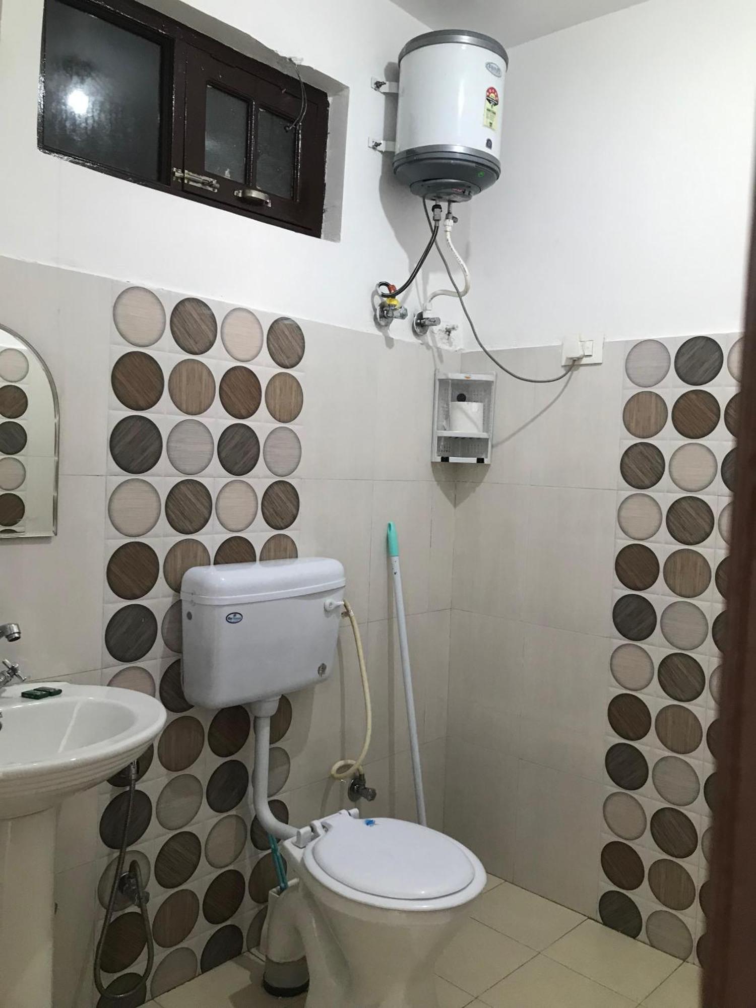 דרמסאלה Mcleodganj Diaries Guest House מראה חיצוני תמונה